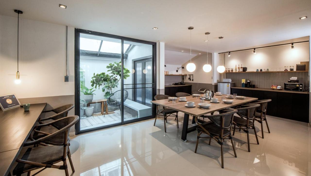 Вилла Aridom Designer Loft House Бангкок Экстерьер фото