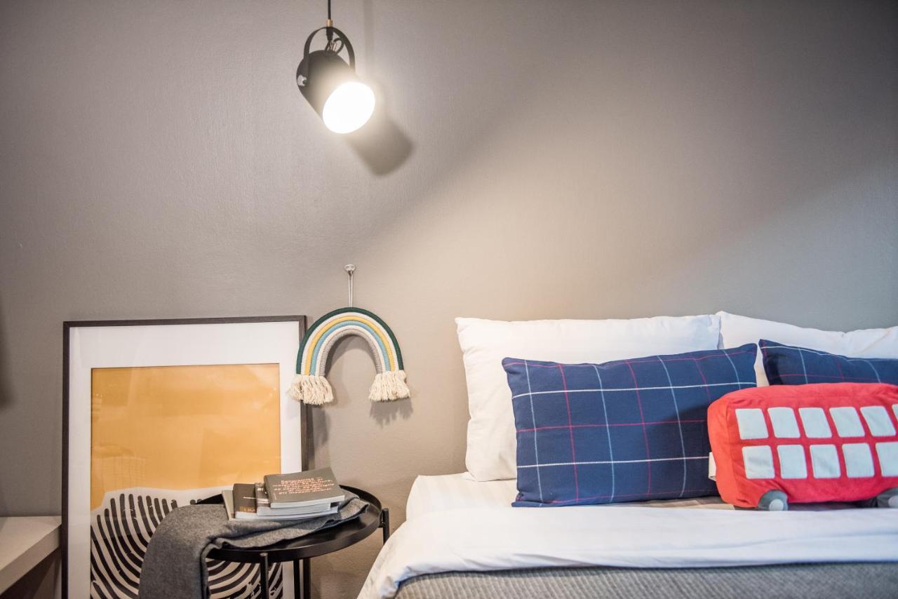 Вилла Aridom Designer Loft House Бангкок Экстерьер фото